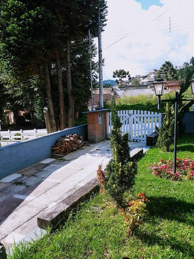 Semesterbostad Casa Aconchegante Para Grupos E Familias Campos do Jordão Brasilien